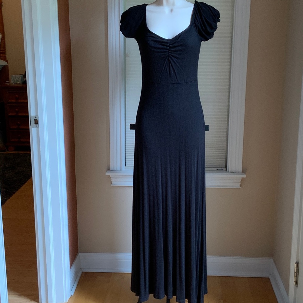 Elegant Black Maxi Dress